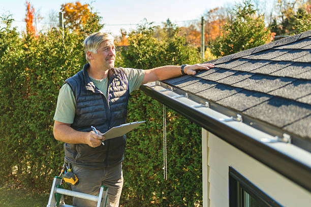 Professional Roofing technician working in North Branch, MN